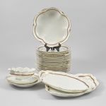 1017 7528 DINNERWARE